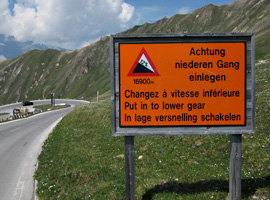 Gro&szlig;glockner warning sign